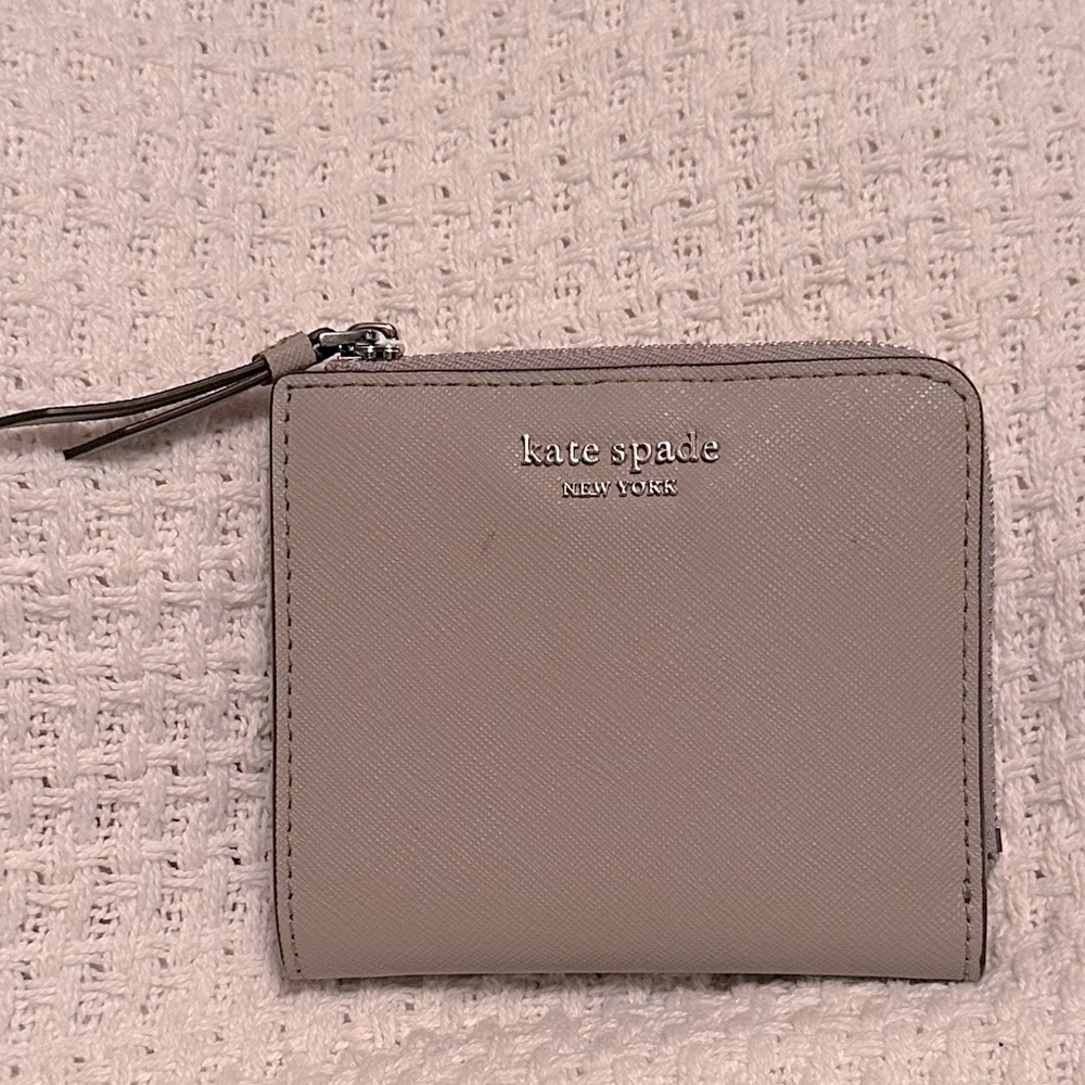 Kate Spade Bi-Fold Wallet Taupe